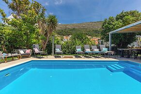 Hedera Estate, Villa Hedera II