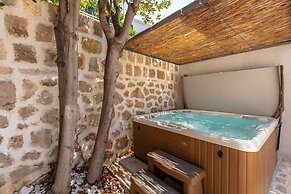 Hedera Estate, Hedera A55