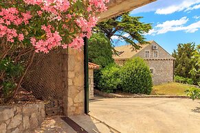 Hedera Estate, House Hedera V