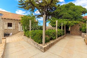 Hedera Estate, House Hedera V