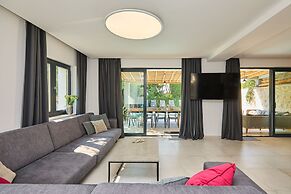 Hedera Estate, Villa Hedera