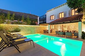 Hedera Estate, Villa Hedera