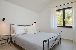 Hedera Estate, Villa Hedera