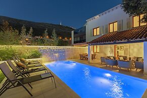 Hedera Estate, Villa Hedera