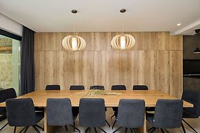 Hedera Estate, Villa Hedera