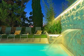 Hedera Estate, Villa Hedera