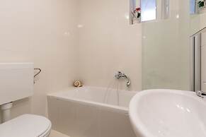 Hedera Estate, Villa Hedera Viii