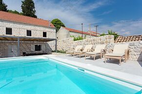 Hedera Estate, Villa Hedera Viii