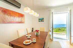 Hedera Estate, Villa Hedera VII