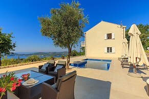 Hedera Estate, Villa Hedera VII