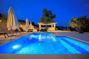 Hedera Estate, Villa Hedera VII