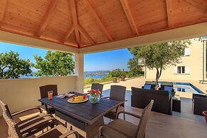 Hedera Estate, Villa Hedera VII