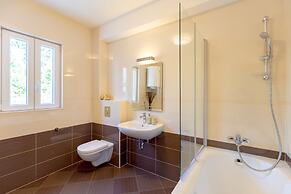 Hedera Estate, Villa Hedera VII