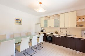 Hedera Estate, Villa Hedera X