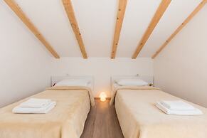 Hedera Estate, Villa Hedera X