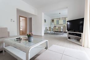 Hedera Estate, Villa Hedera X