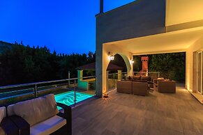 Hedera Estate, Villa Hedera X