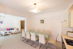 Hedera Estate, Villa Hedera X