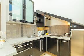 Hedera Estate, Hedera A1