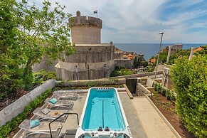 Hedera Estate, Villa Hedera V