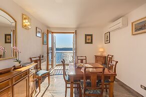 Hedera Estate, Hedera A17