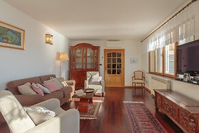 Hedera Estate, Hedera A17