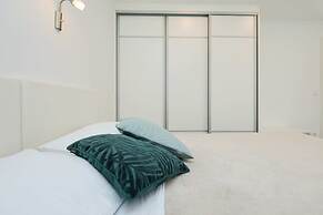 Hedera Estate, Hedera A10