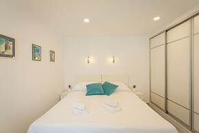 Hedera Estate, Hedera A10