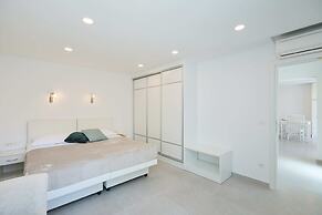 Hedera Estate, Hedera A10