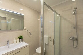 Hedera Estate, Hedera A10