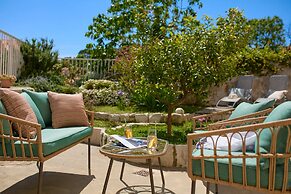 Hedera Estate, Hedera A10