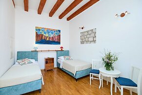 Hedera Estate, Hedera A34