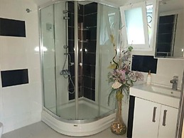 Urla Begonvil Pansiyon