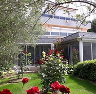 Urla Begonvil Pansiyon