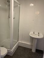 The Halfway House Pub and Kitchen