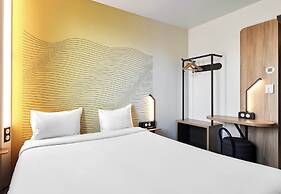 B&B HOTEL Igny Palaiseau