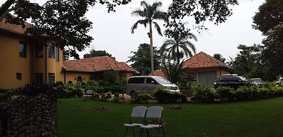 The Estate Ebwerenga