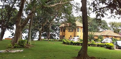 The Estate Ebwerenga