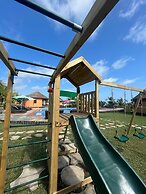 Lemon Beach Resort