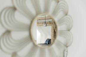 Majestic 300m2 Apartment