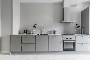 Apartment with Private Terrace