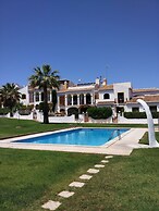 La Mata Beach Bungalow Beautiful Pool