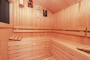 Platinum Apart Hotel