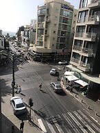 2 Bedroom Apartment with Hot Tub Facing Bograshov Beach