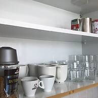 2 Bedroom Apartment with Hot Tub Facing Bograshov Beach