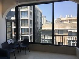 2 Bedroom Apartment with Hot Tub Facing Bograshov Beach