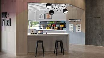 Aloft Austin Airport