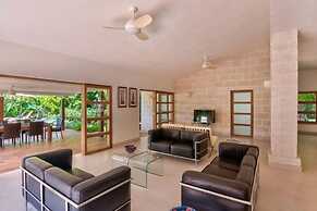 Villa Thespina on the Beach