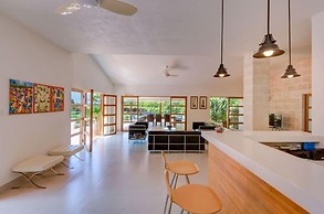 Villa Thespina on the Beach