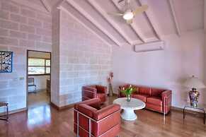 Villa Thespina on the Beach